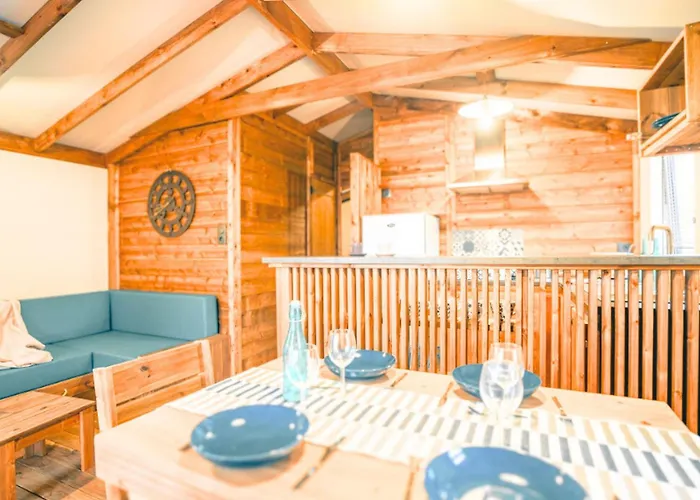 Domaine Résidentiel De Plein Air La Chênaie *